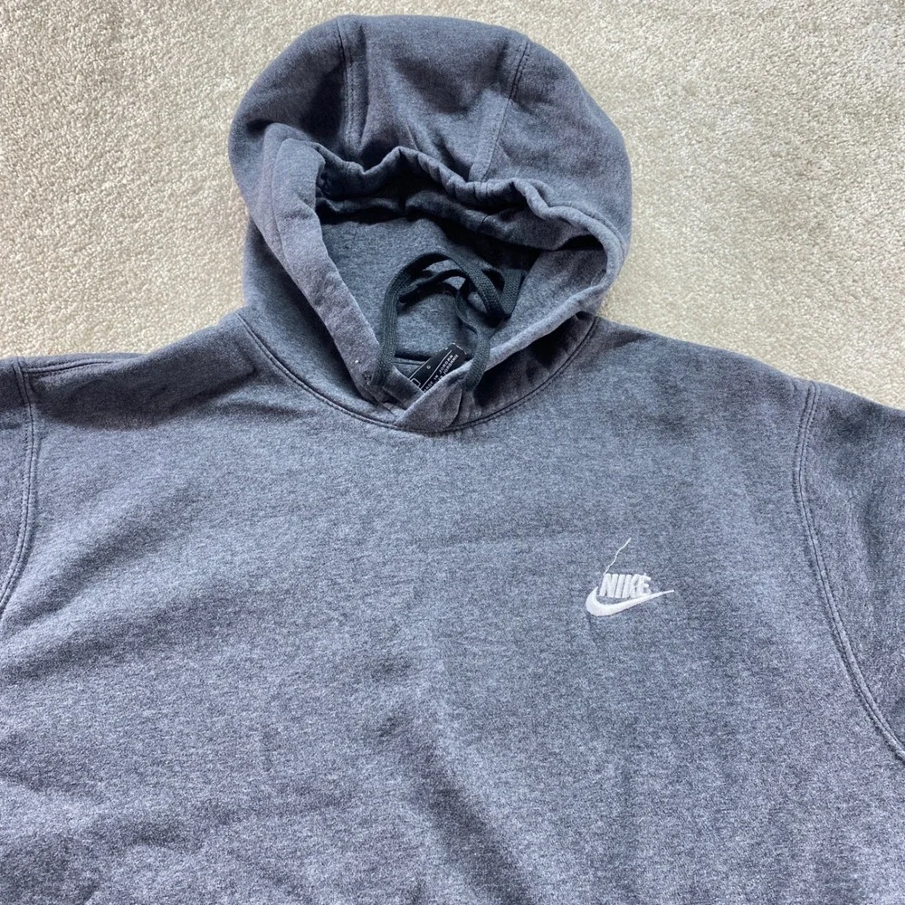 Nike Sportswear Club Sweater Mens Size Large‎ Fleece Hoodie Gray Pullover